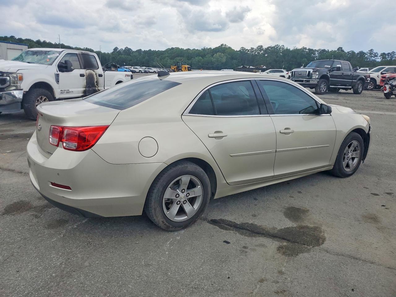 2013 Chevrolet Malibu Ls - Фото 3