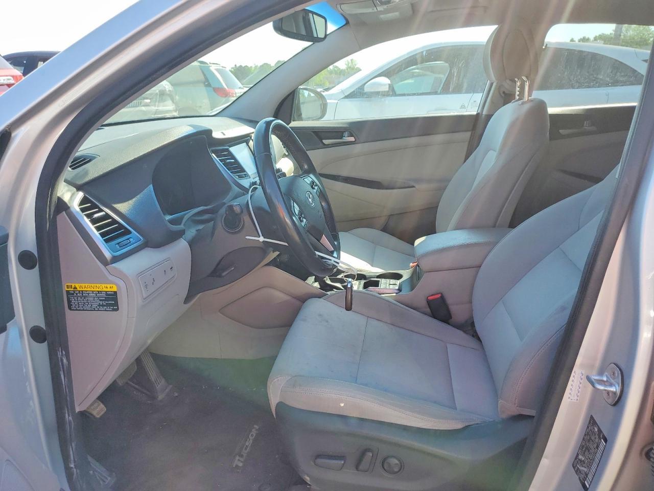 2018 Hyundai Tucson Value - Image 7