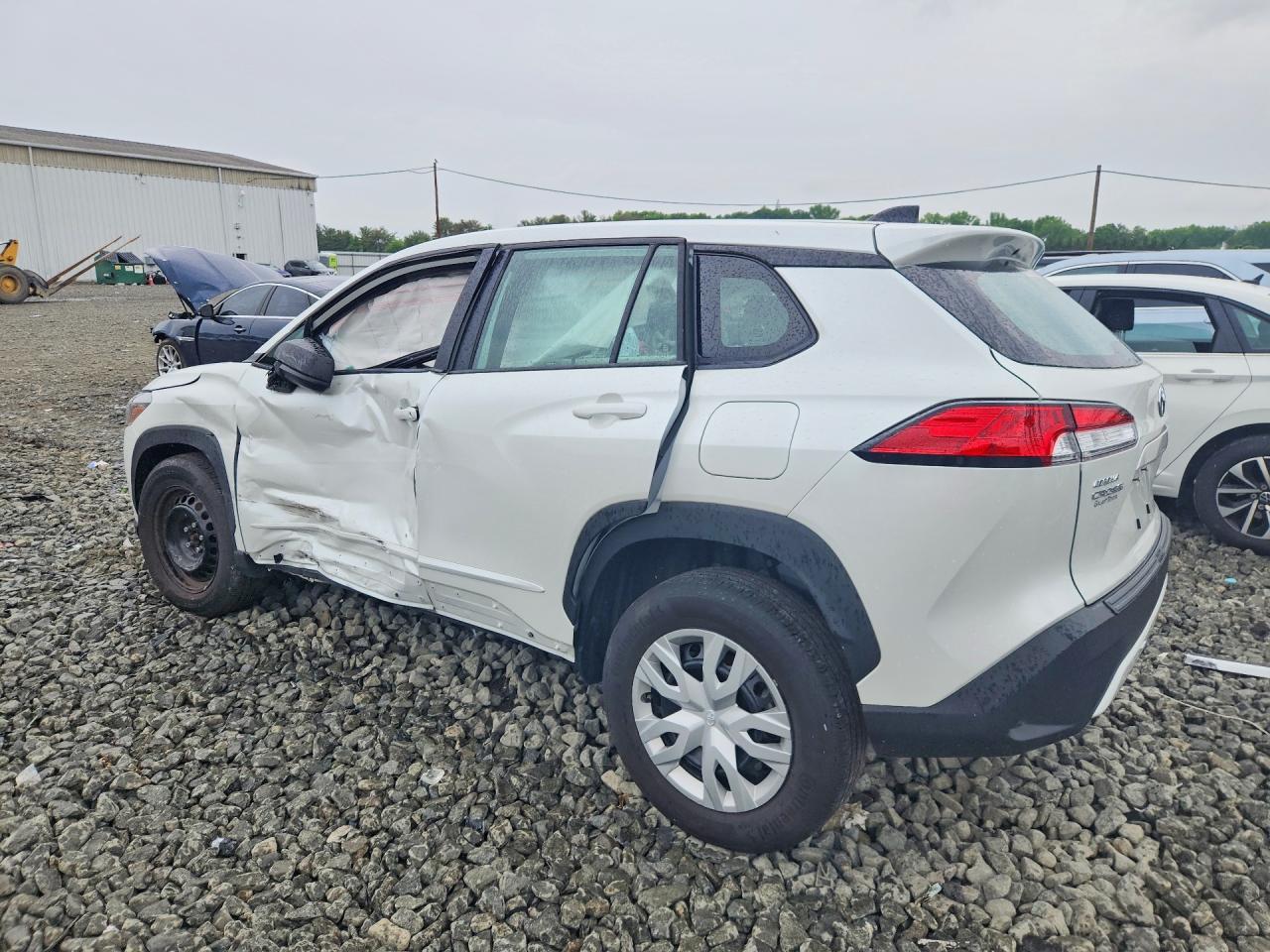 2024 Toyota Corolla Cross L - Фото 2