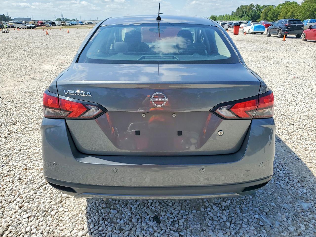 2024 Nissan Versa S - Image 6