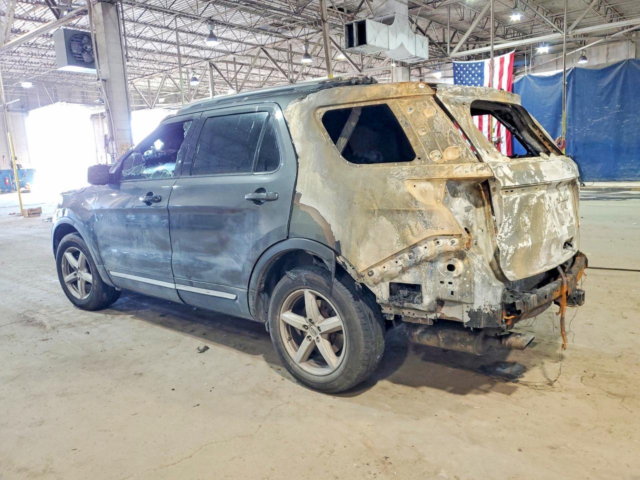2018 Ford Explorer Xlt - Image 2