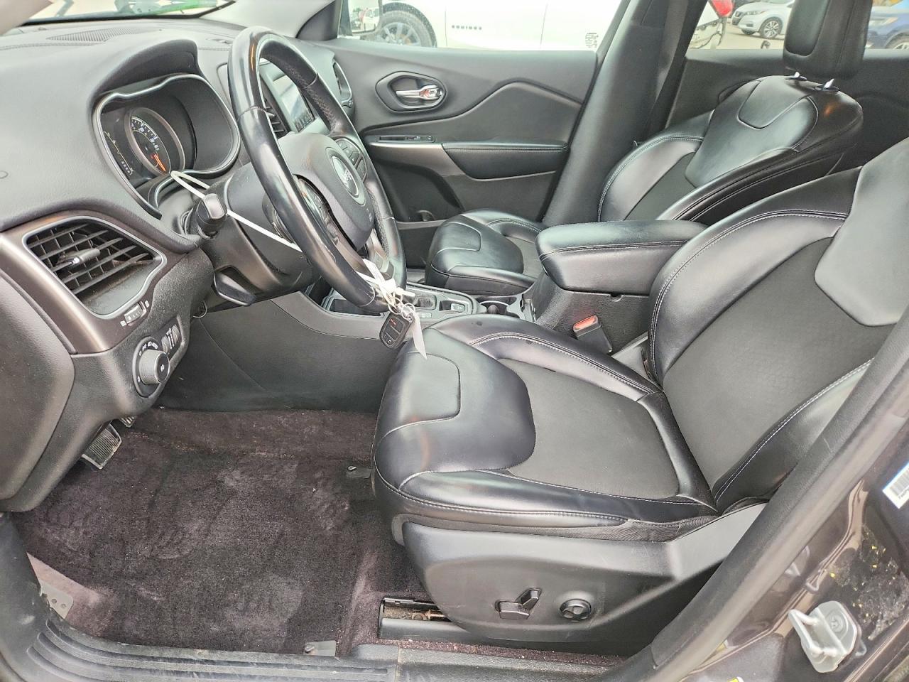 2019 Jeep Cherokee Latitude Plus - Фото 7