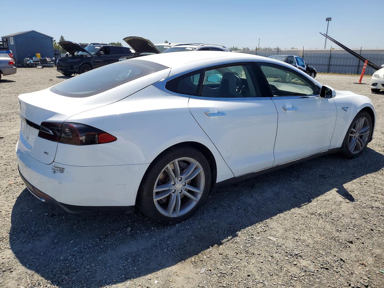 2014 Tesla Model S - Фото 3