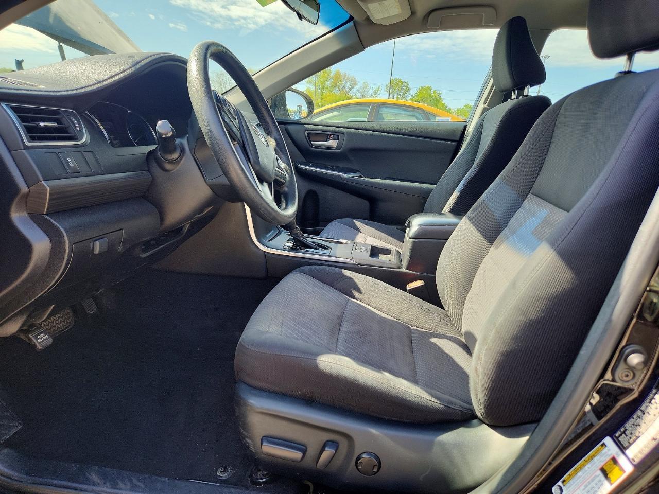 2017 Toyota Camry Hybrid Le - Фото 7