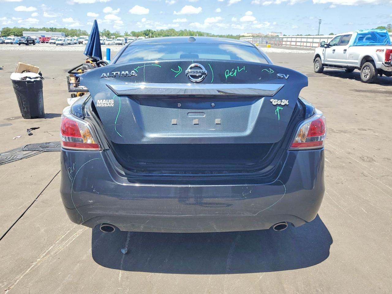 2015 Nissan Altima 2.5 Sv - Image 6