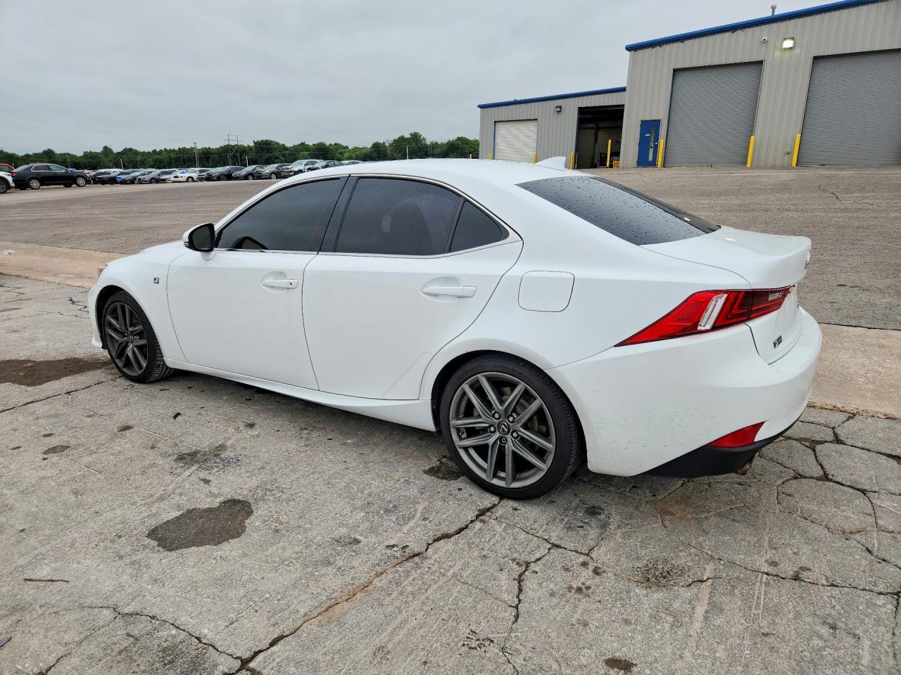 2016 Lexus Is 350 - Фото 2