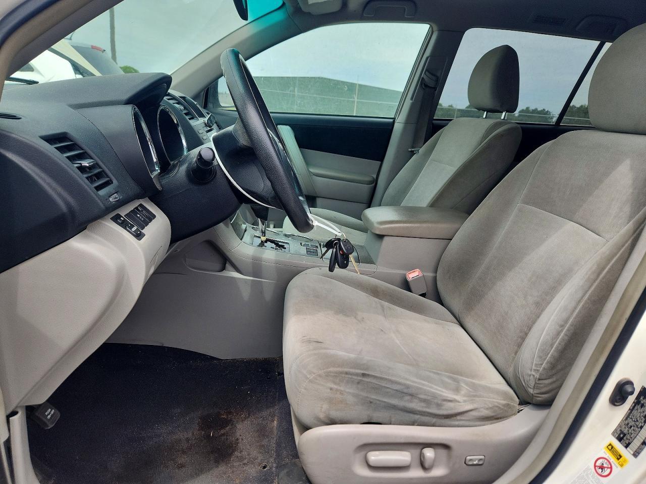 2011 Toyota Highlander Base - Image 7