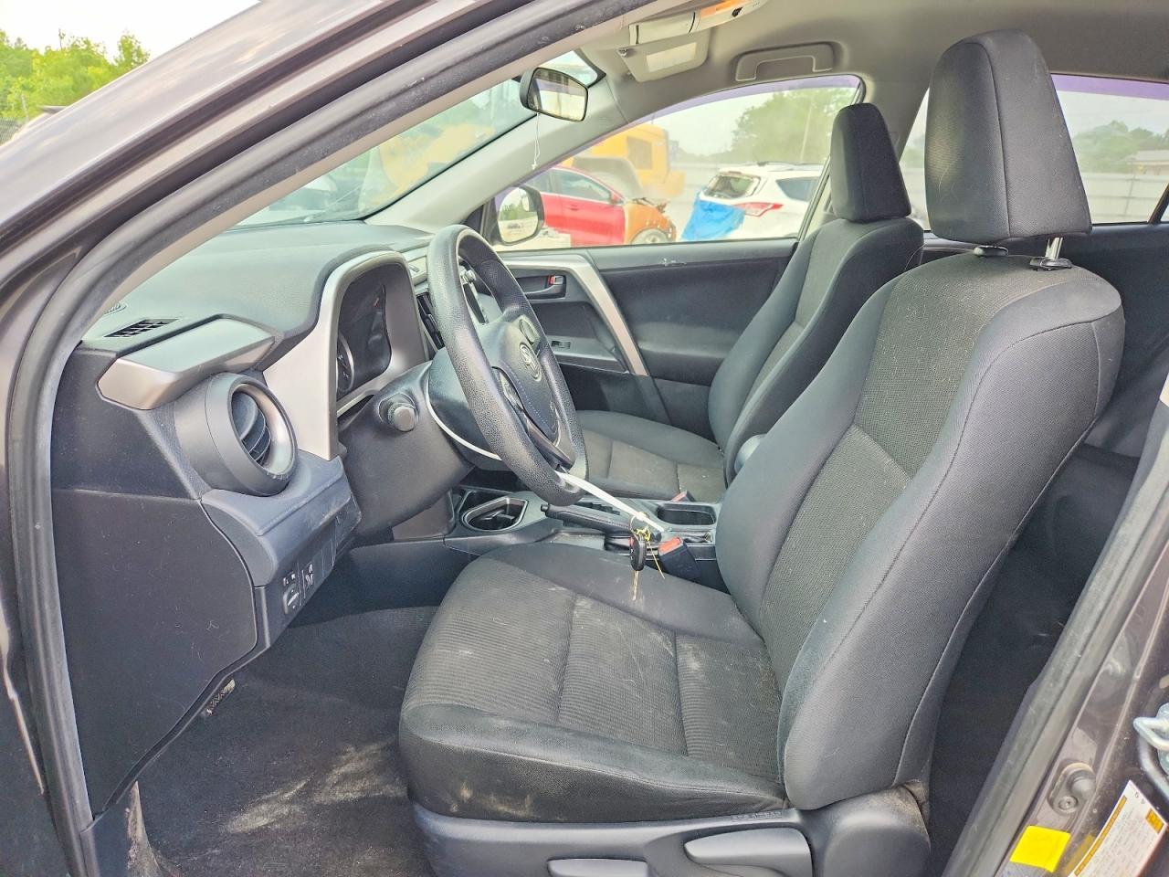 2016 Toyota Rav4 Le - Image 7