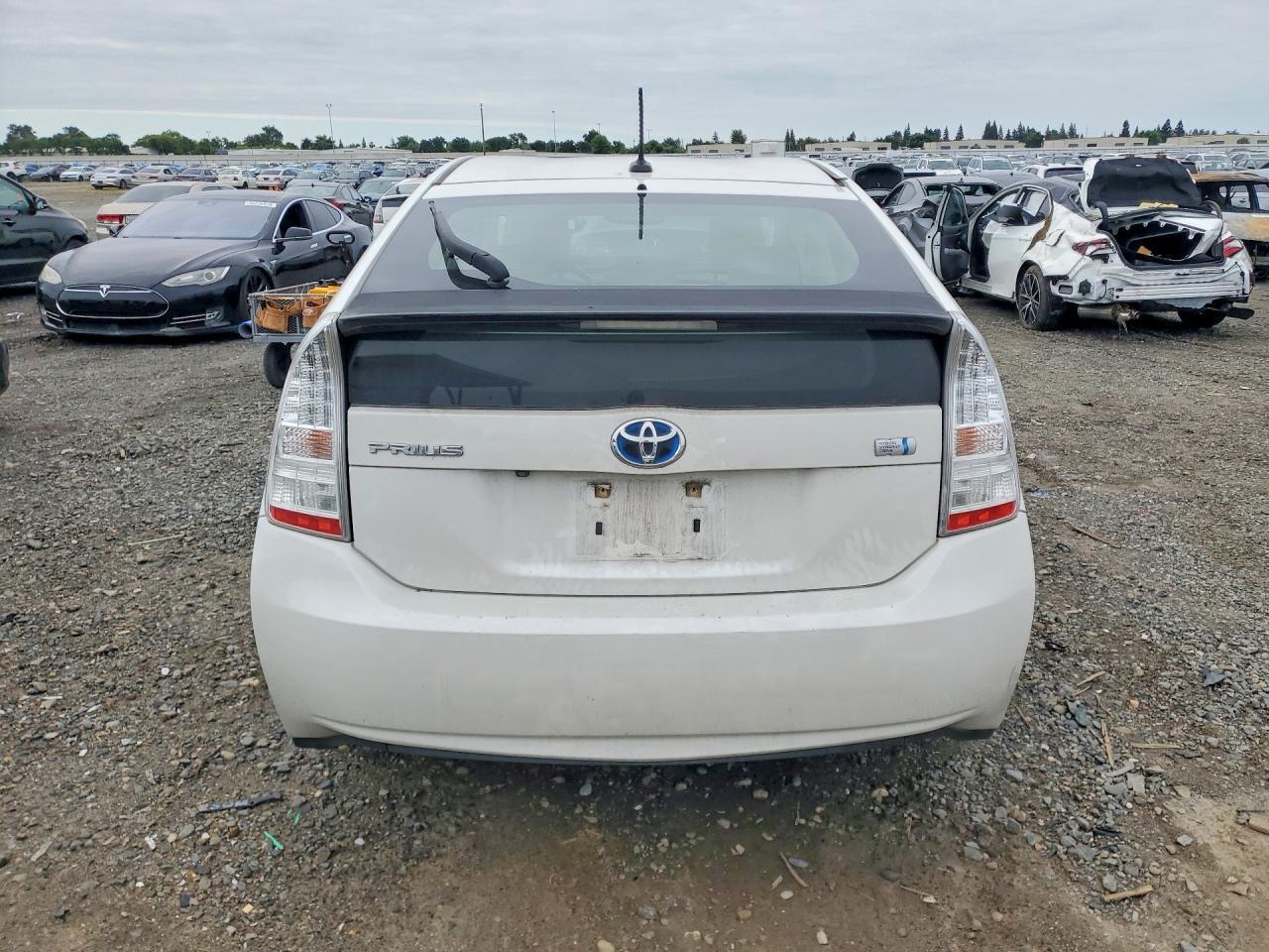 2010 Toyota Prius Iv - Фото 6