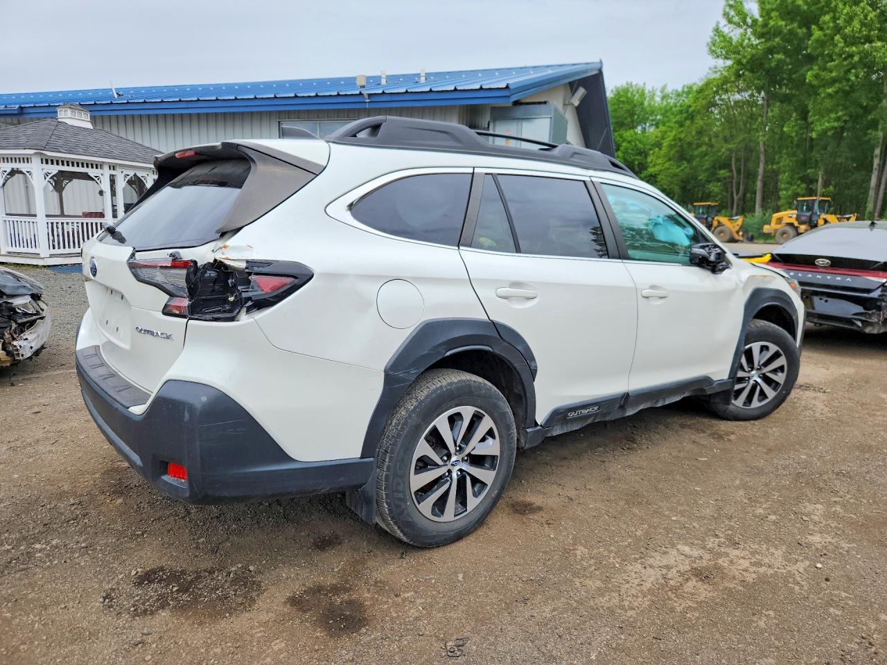 2023 Subaru Outback Premium - Фото 3