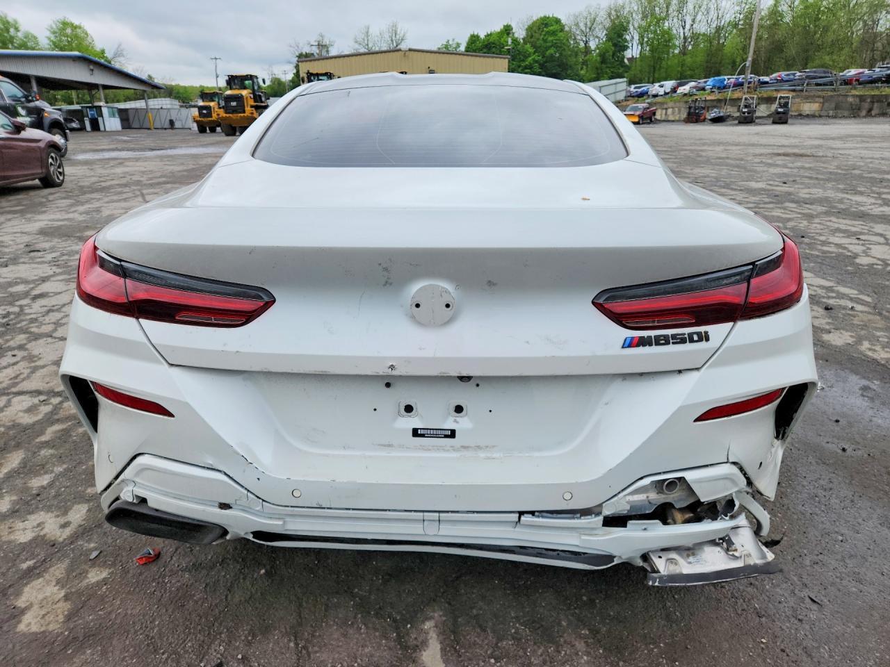 2020 BMW M850Xi - Фото 6