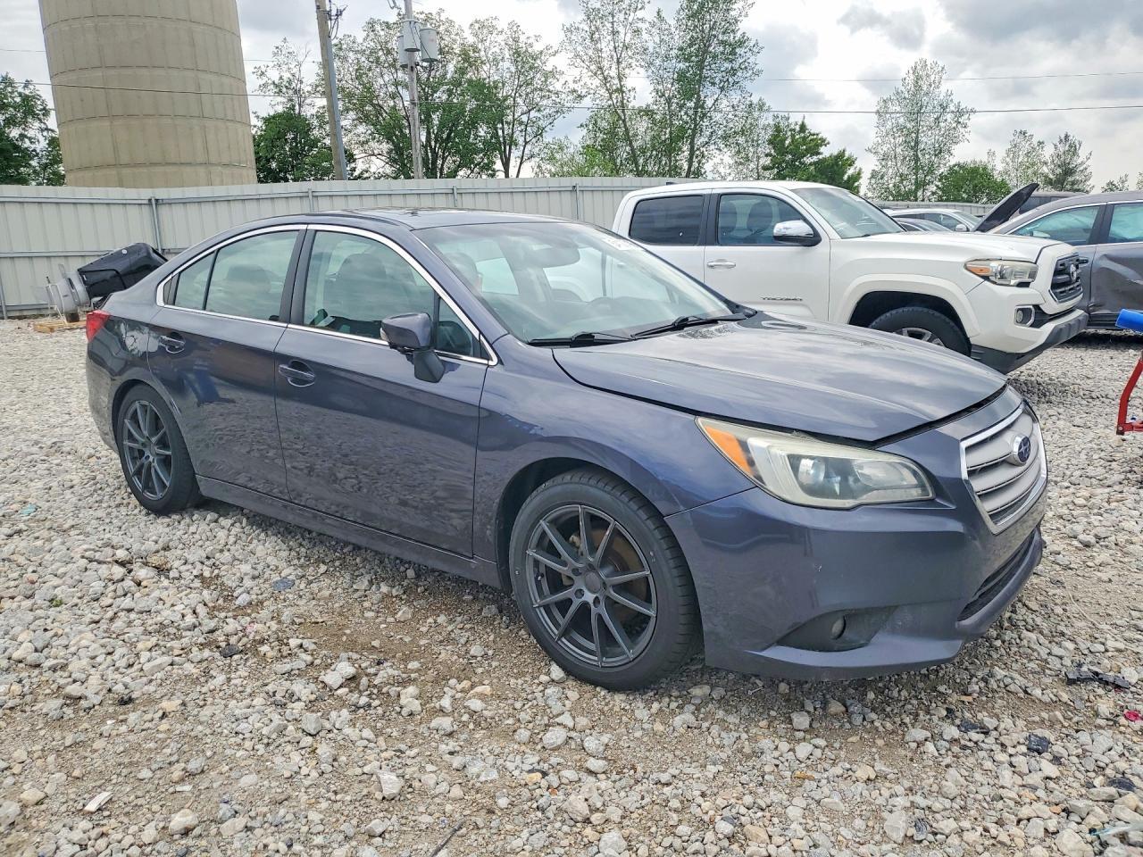 2015 Subaru Legacy 2.5I Limited - Фото 4