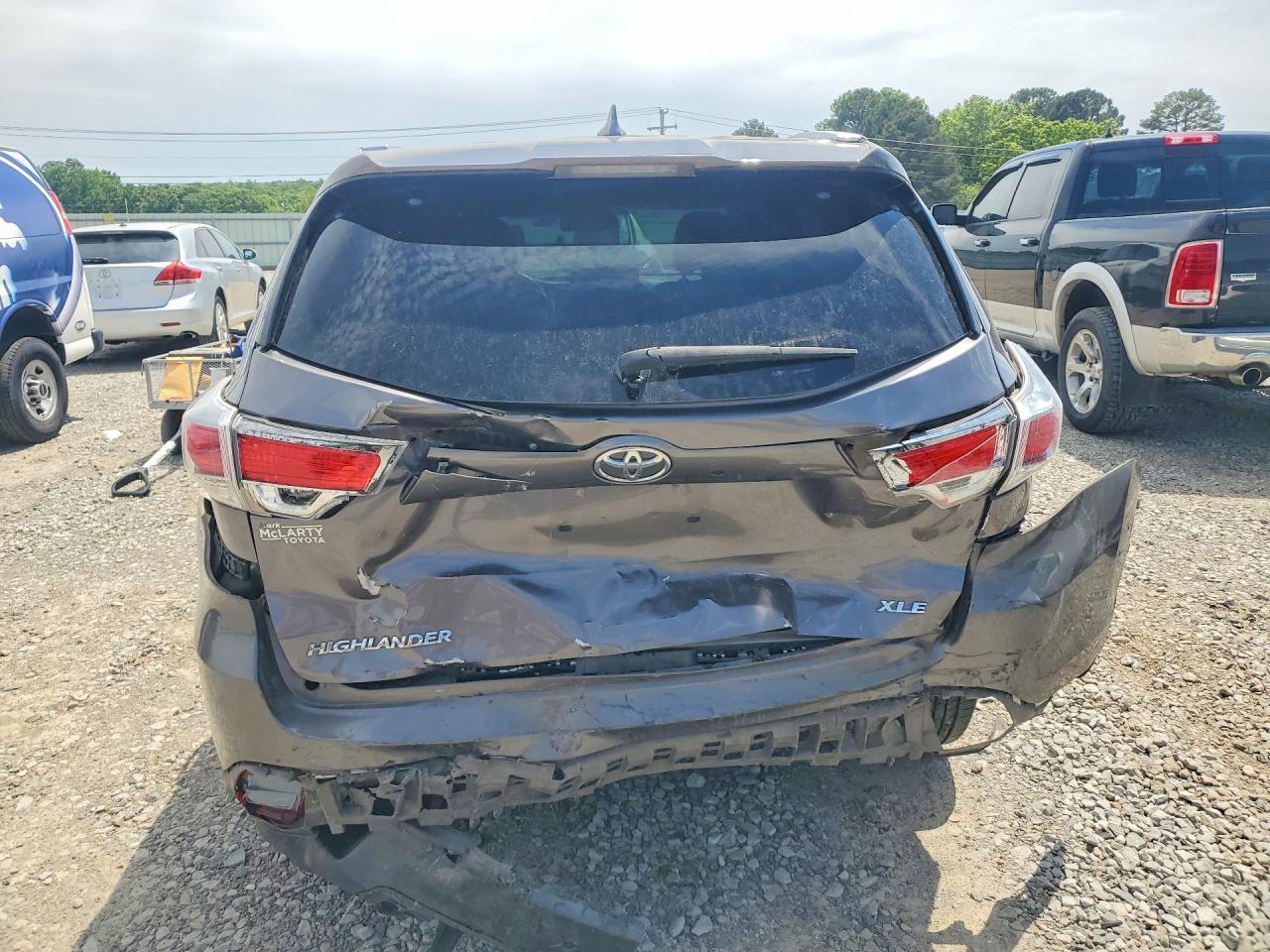 2015 Toyota Highlander Xle - Фото 6