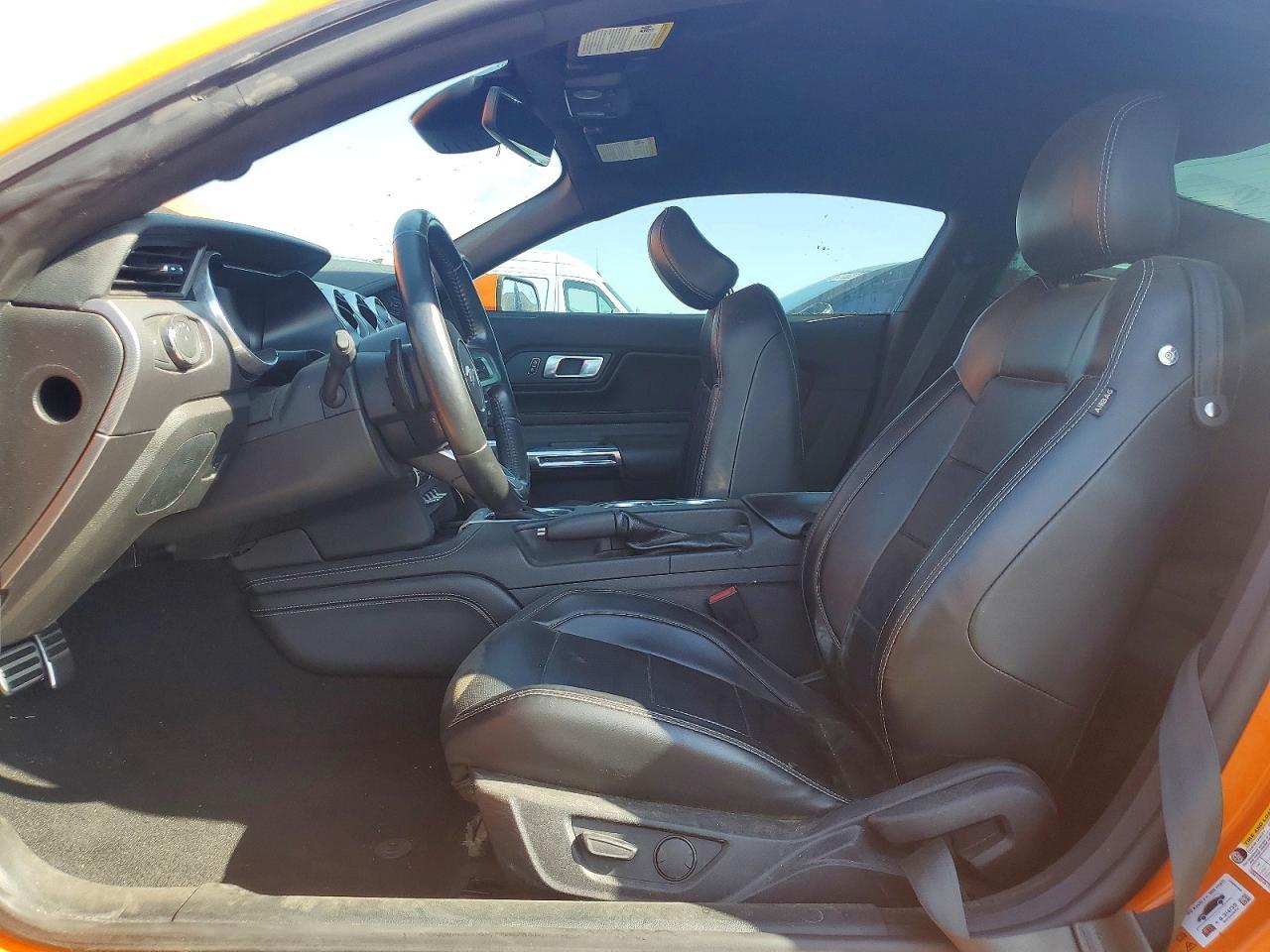 2020 Ford Mustang Gt - Фото 7