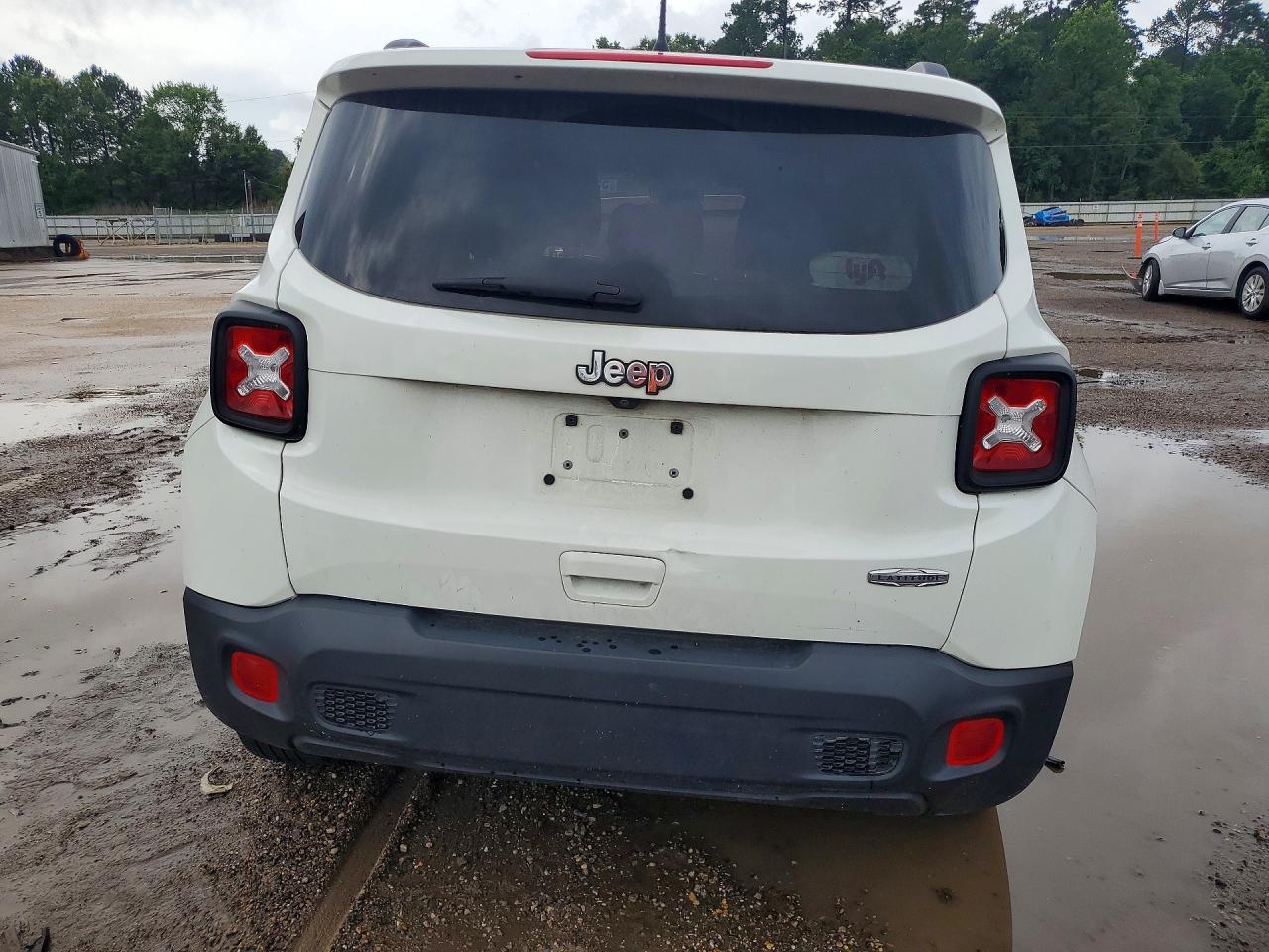 2020 Jeep Renegade Latitude - Фото 6