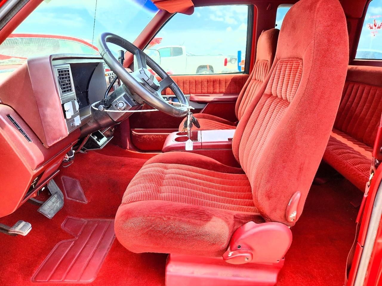 1994 Chevrolet Gmt-400 C1500 - Фото 7