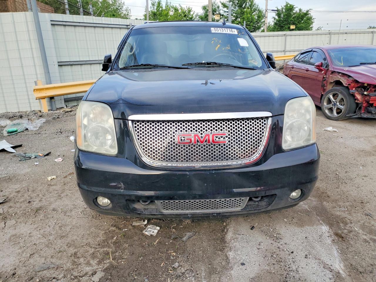 2012 GMC Yukon Denali - Image 5