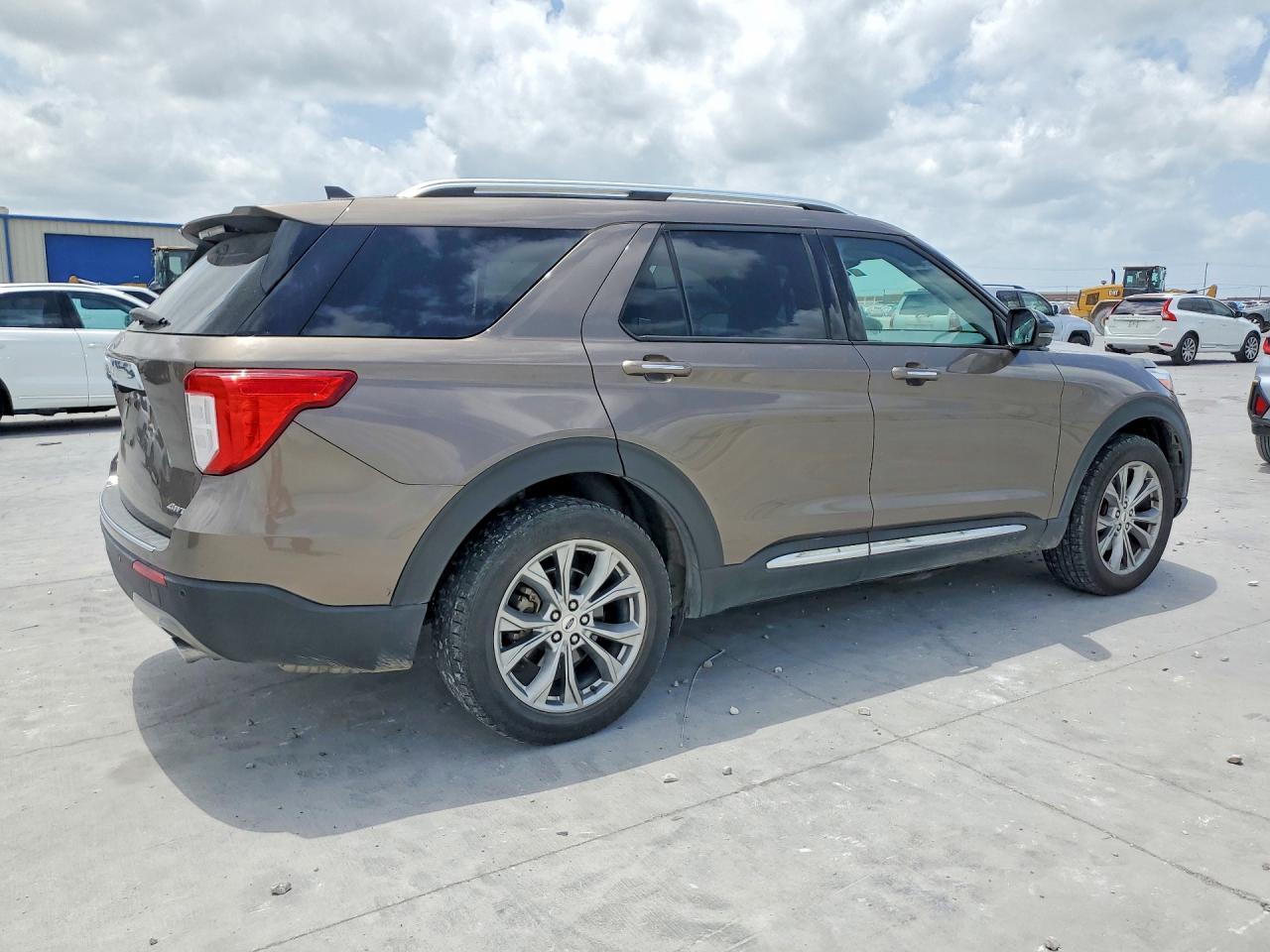 2021 Ford Explorer - Фото 3