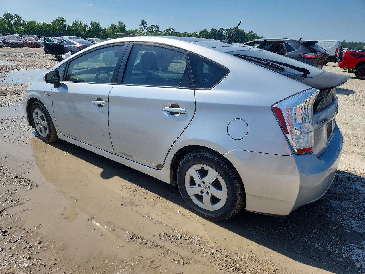 2010 Toyota Prius Iv - Фото 2