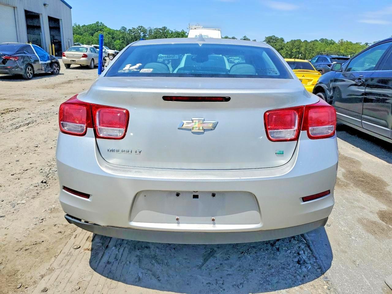 2014 Chevrolet Malibu 1Lt - Image 6