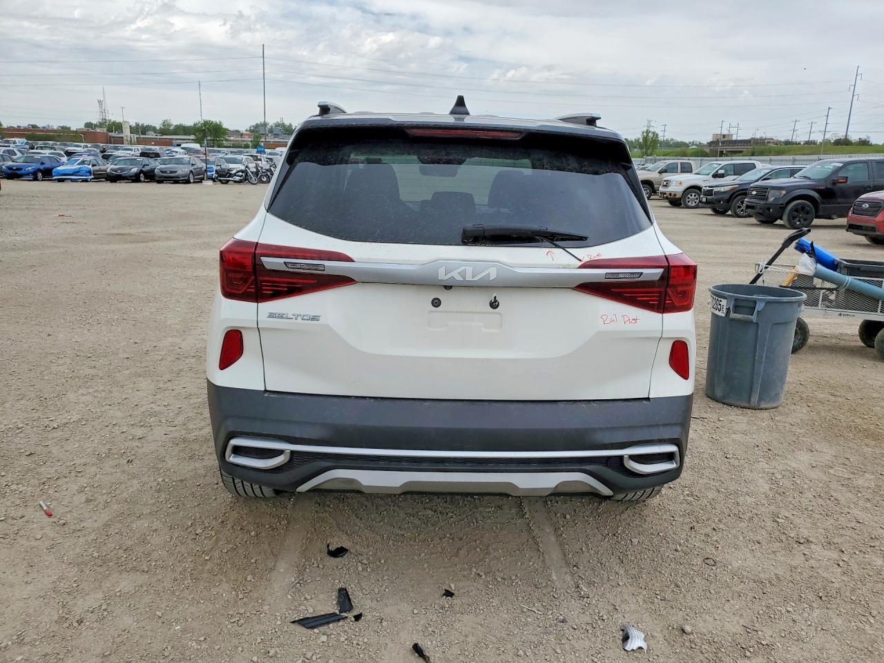 2022 Kia Seltos S - Фото 6