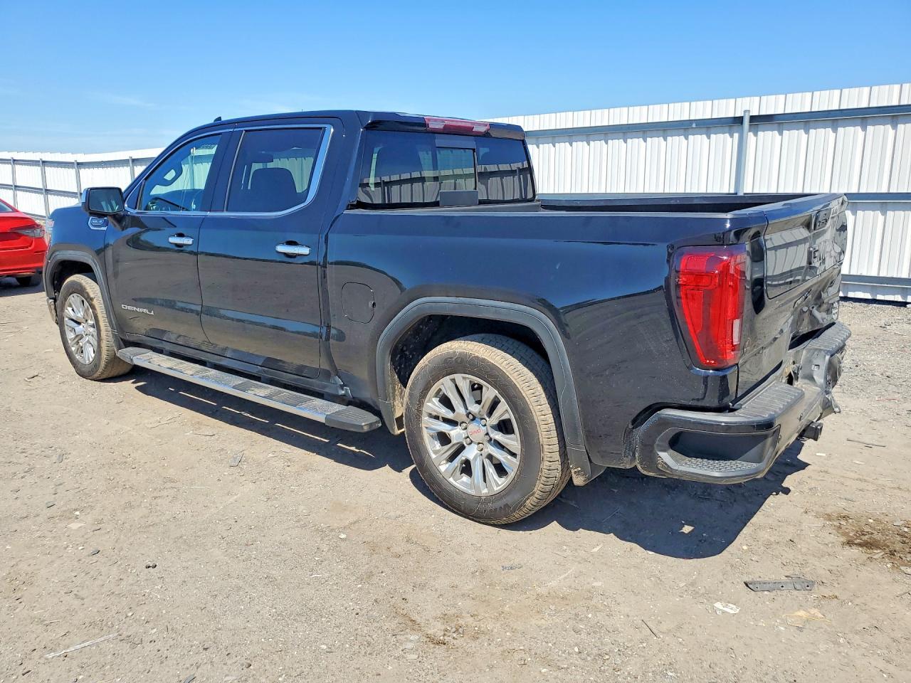 2019 GMC Sierra K1500 Denali - Image 2