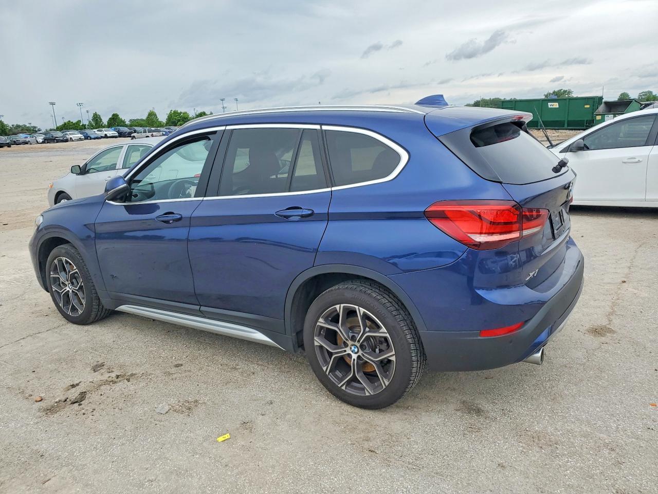 2020 BMW X1 Sdrive28I - Фото 2