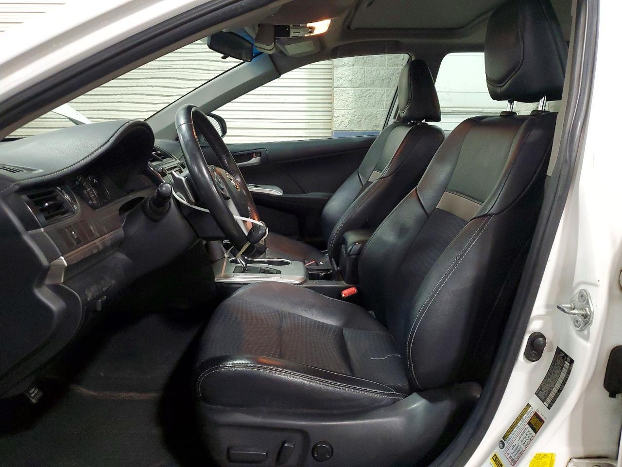 2012 Toyota Camry Se - Image 7