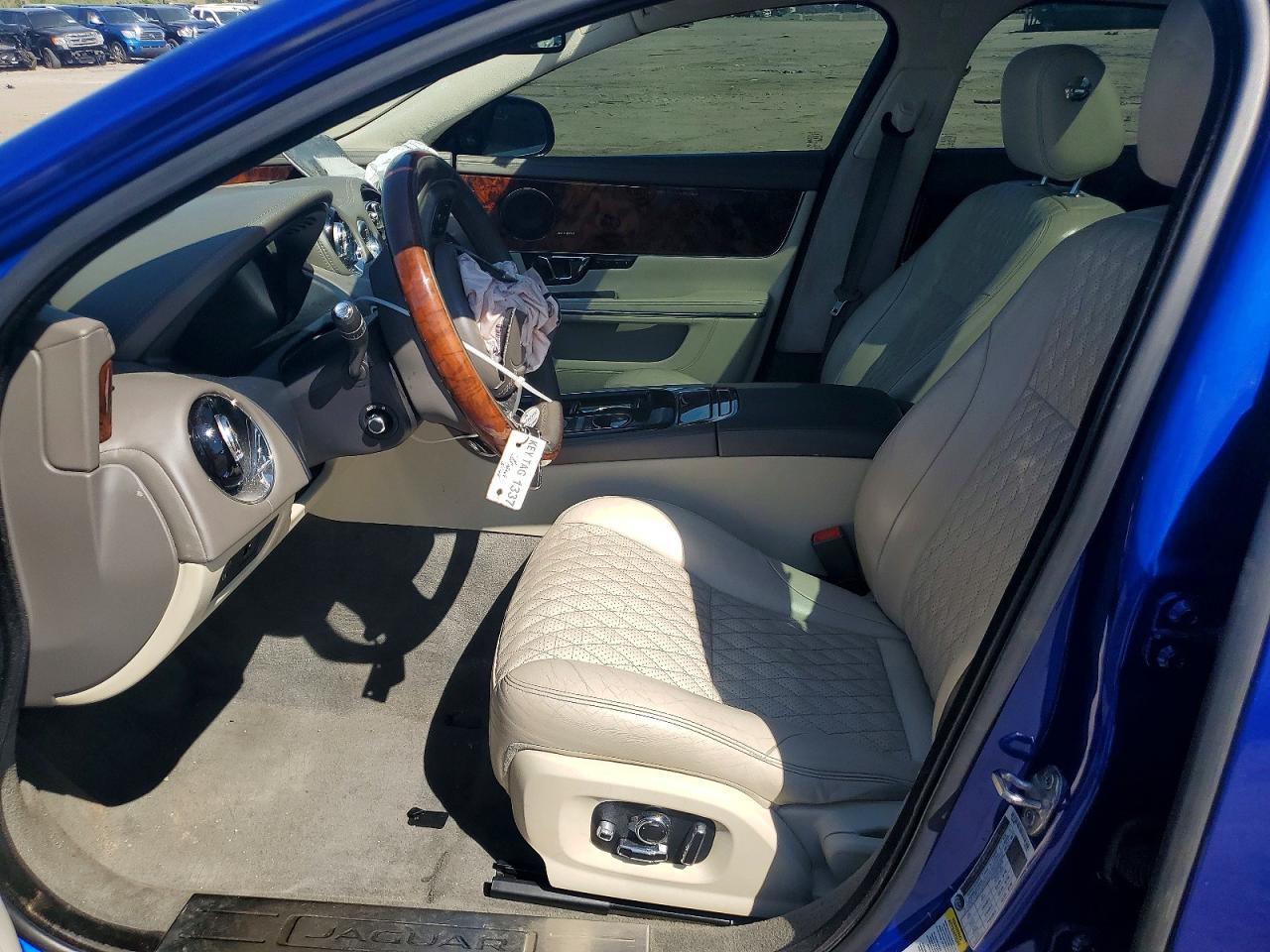 2017 Jaguar Xjl Portfolio - Image 7