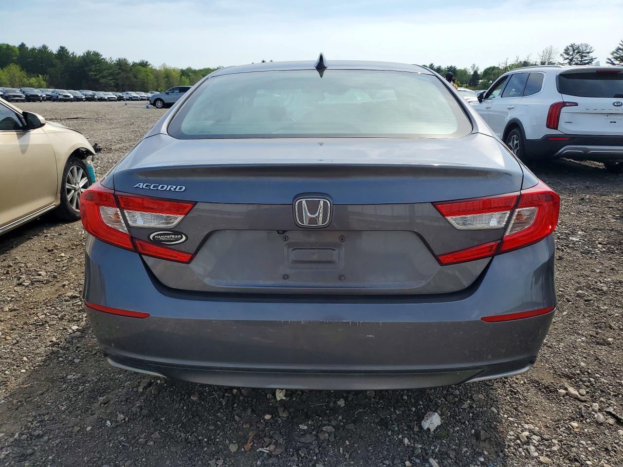 2018 Honda Accord Lx - Image 6