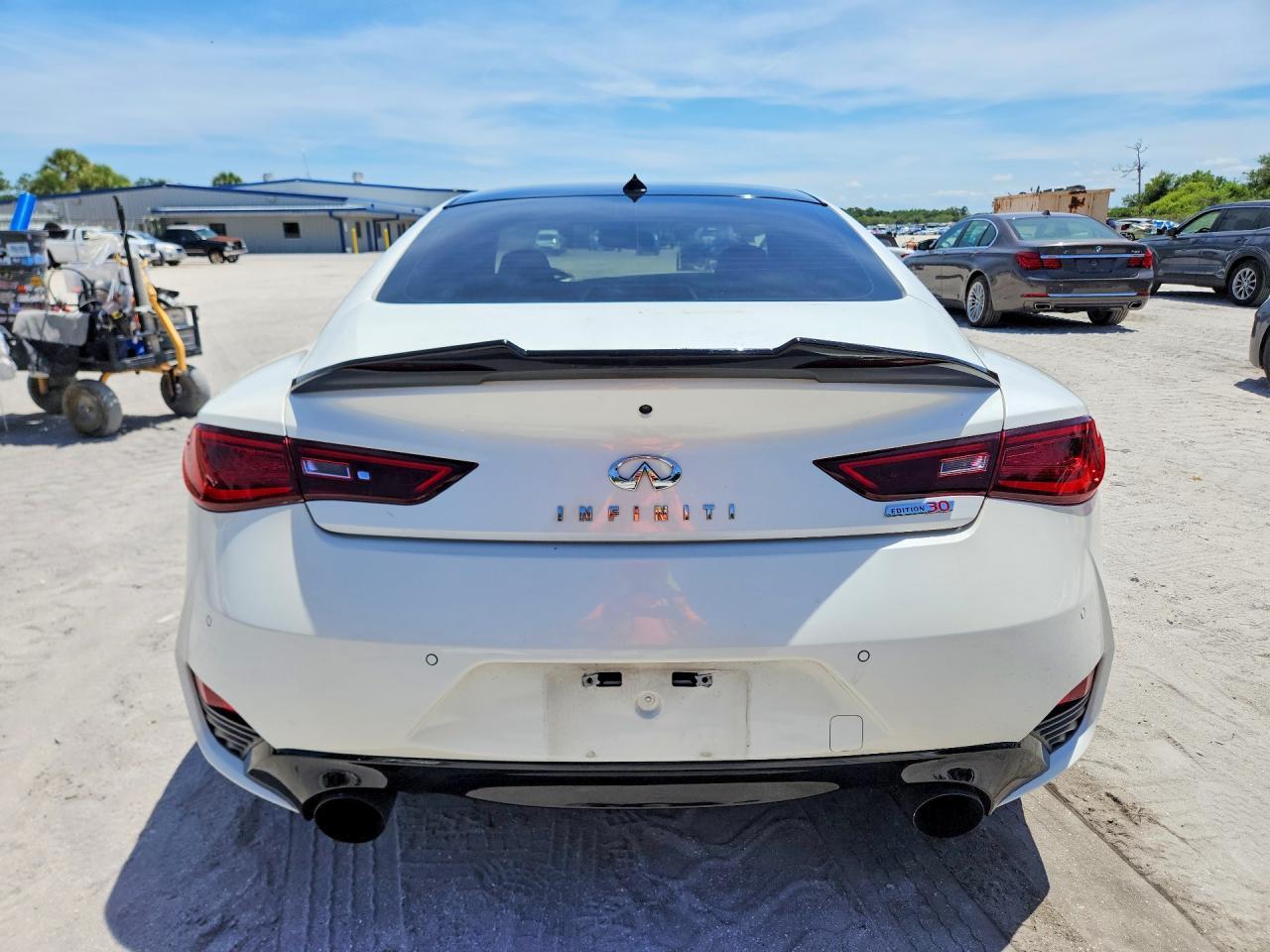 2020 Infiniti Q60 3.0T Luxe - Фото 6