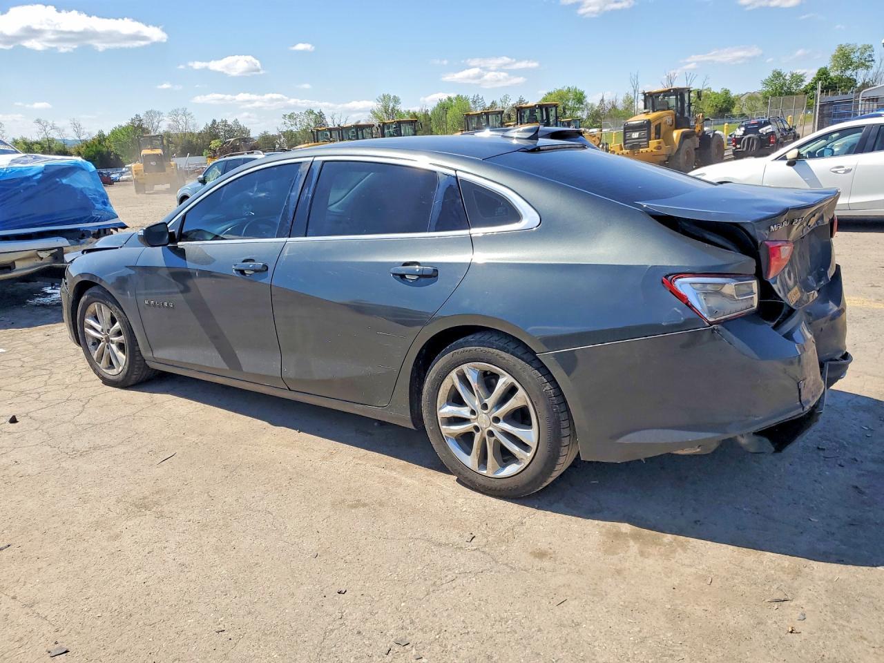 2018 Chevrolet Malibu Lt - Фото 2