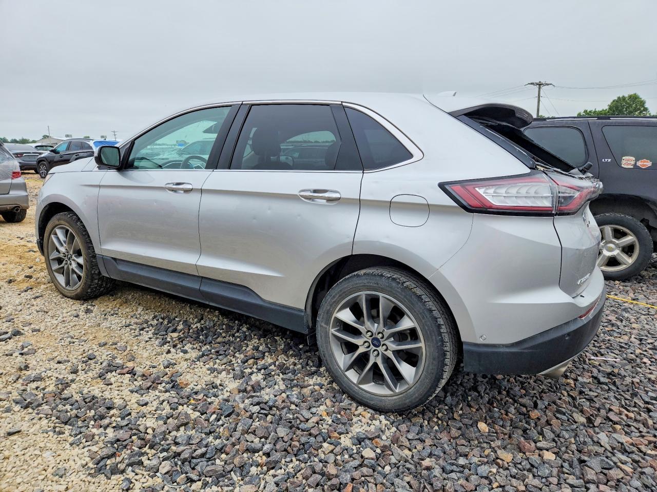 2015 Ford Edge Titanium - Фото 2