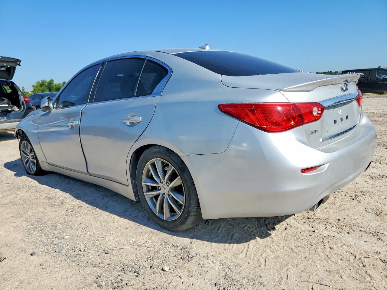 2016 Infiniti Q50 2.0T Premium - Фото 2