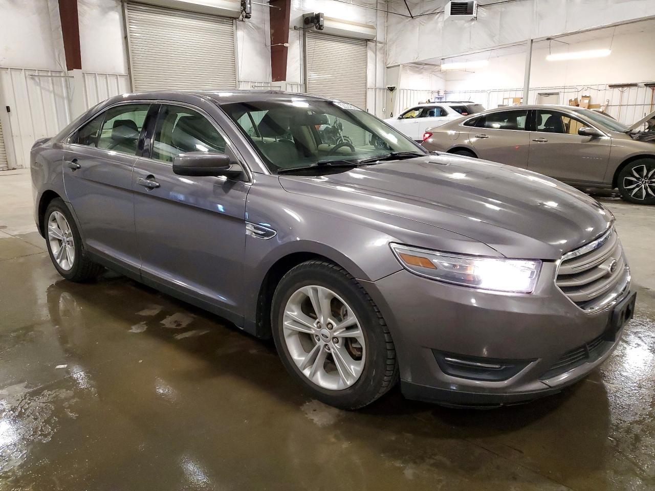 2013 Ford Taurus Sel - Image 4