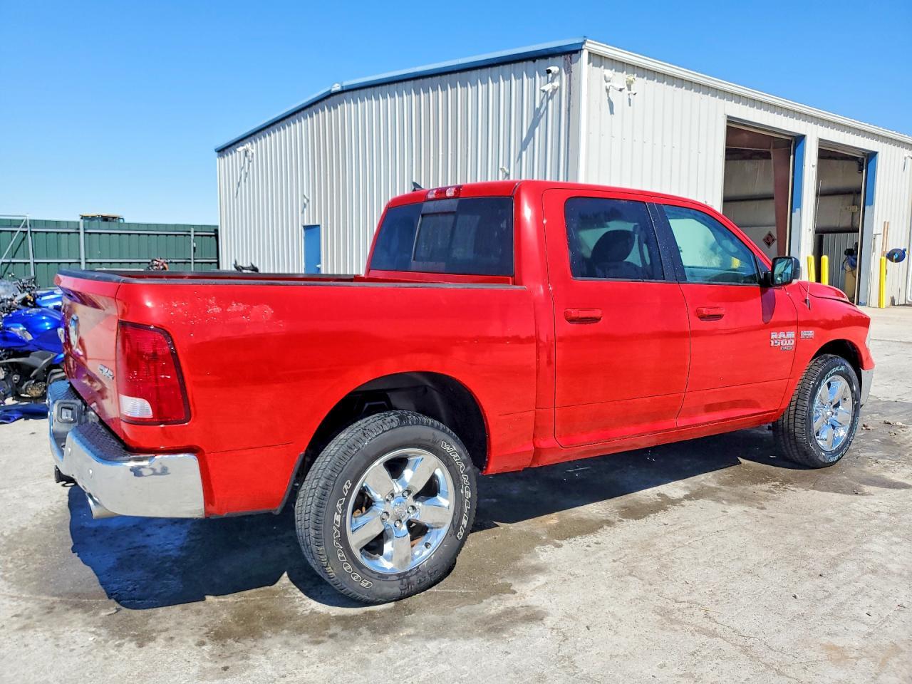 2019 Ram 1500 Classic Slt - Image 3
