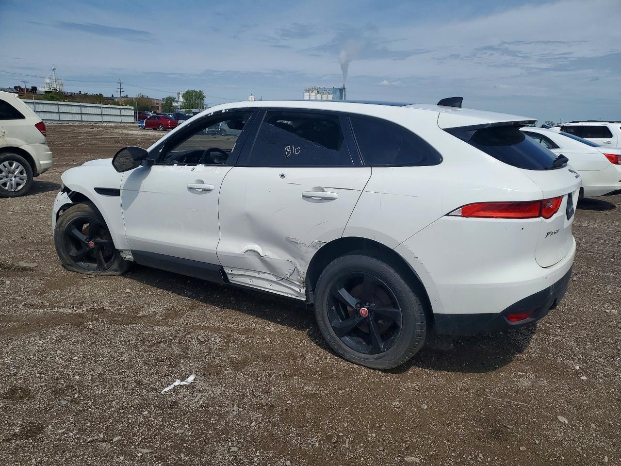 2020 Jaguar F-Pace Premium - Image 2
