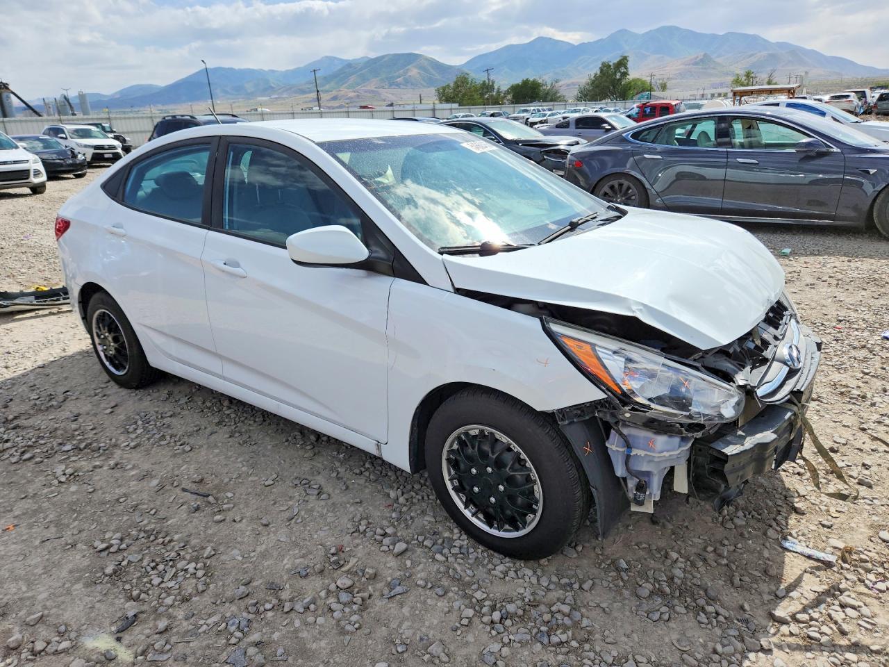 2017 Hyundai Accent Se - Image 4