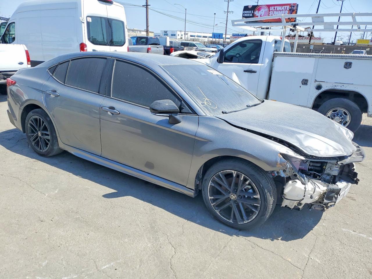 2025 Toyota Camry Se - Фото 4