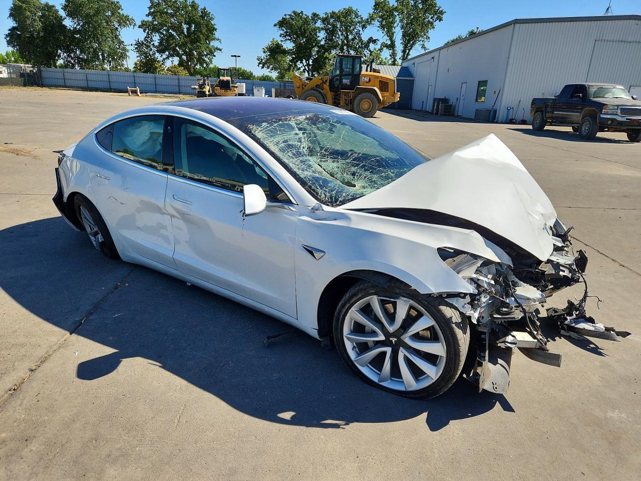 2017 Tesla Model 3 - Фото 4
