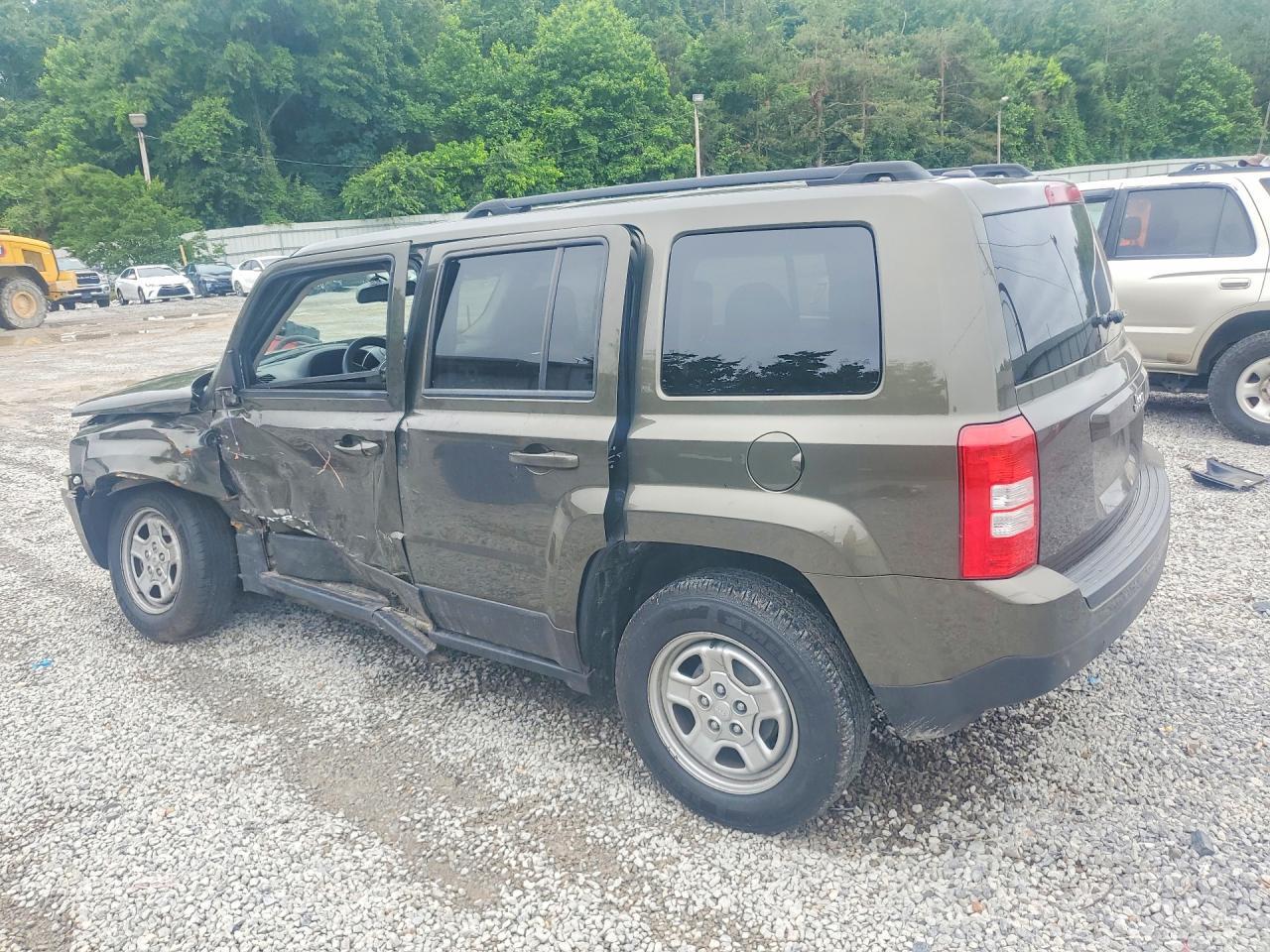 2016 Jeep Patriot Sport - Фото 2