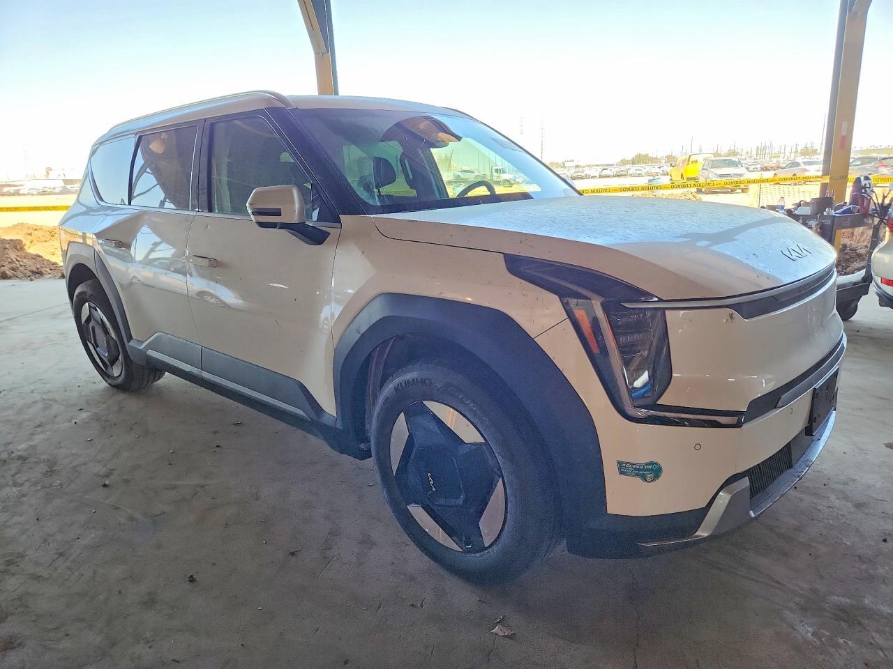 2025 Kia Ev9 Wind - Image 4