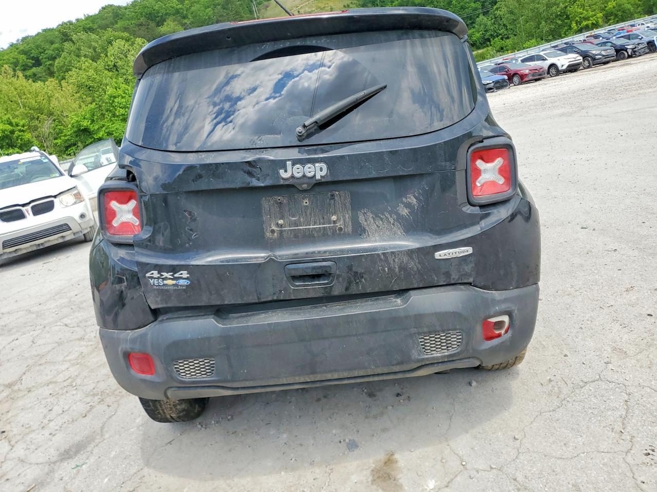 2020 Jeep Renegade - Фото 6
