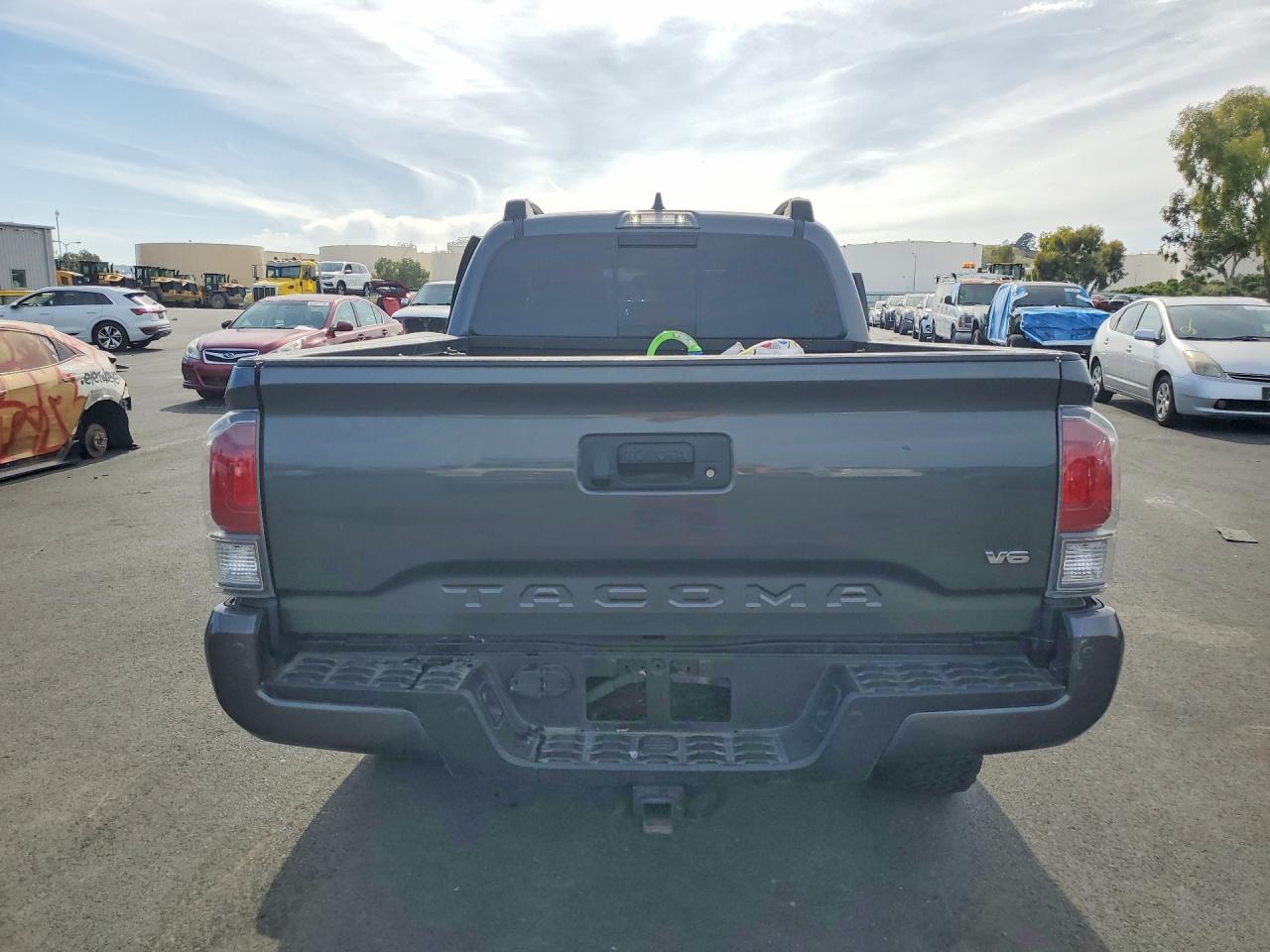 2021 Toyota Tacoma Trd Off-Road - Фото 6