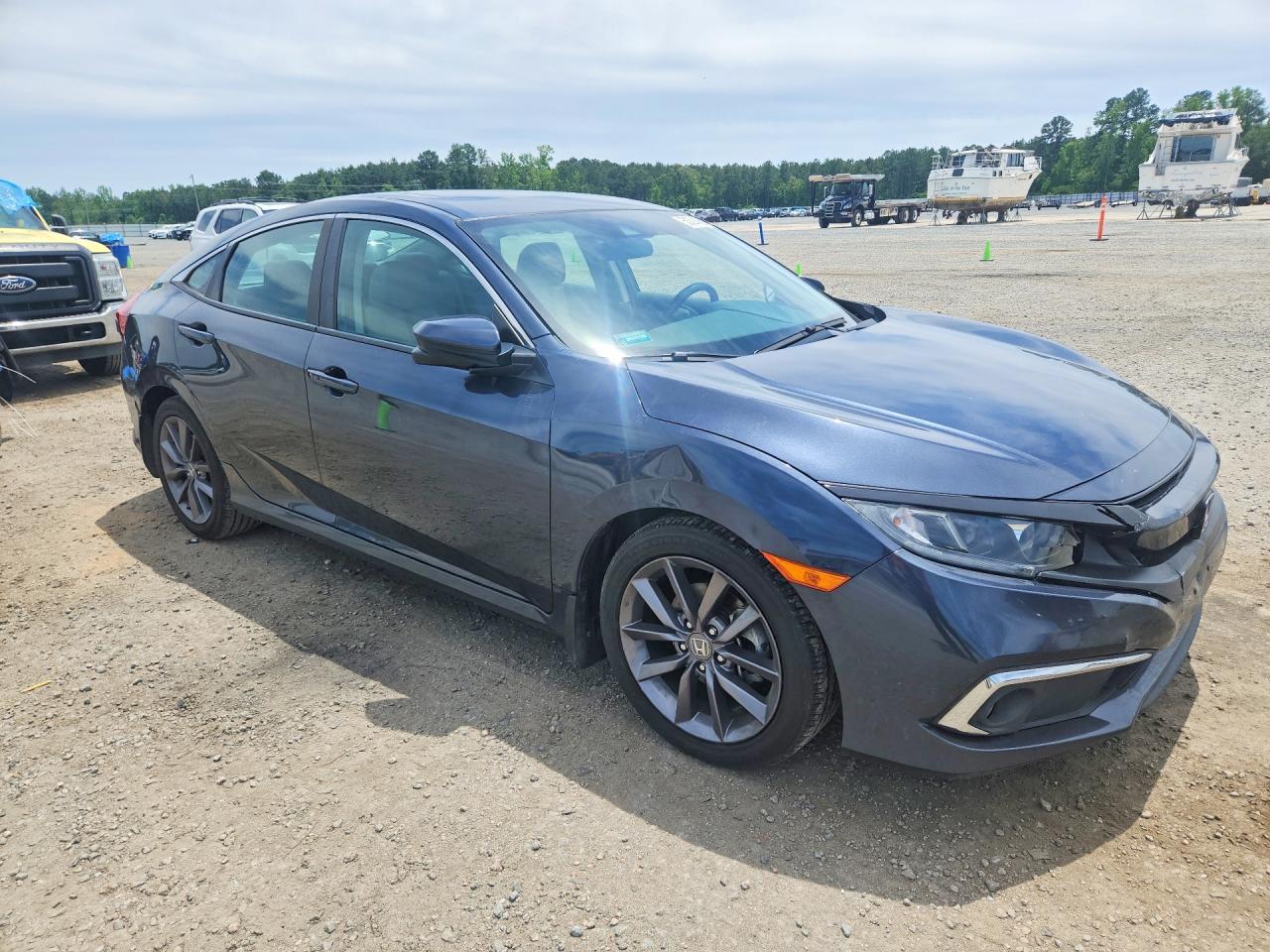 2019 Honda Civic Ex - Image 4