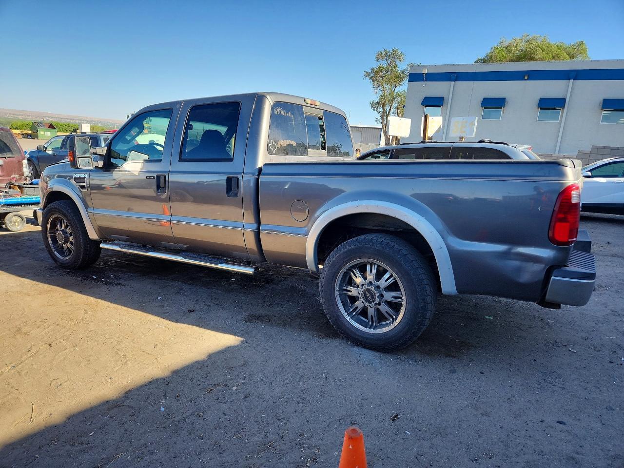 2010 Ford F250 Super Duty - Image 2