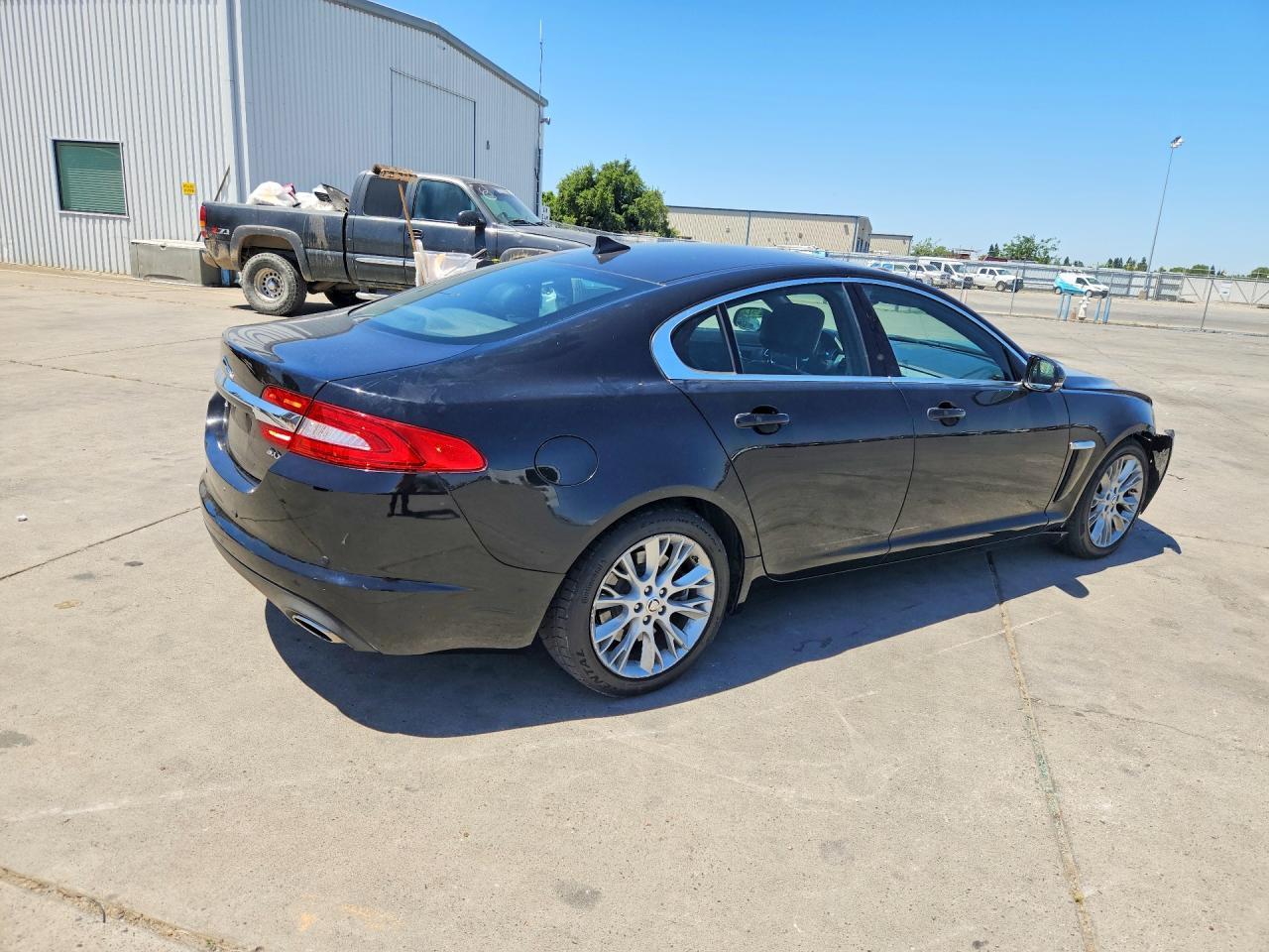2013 Jaguar Xf - Image 3