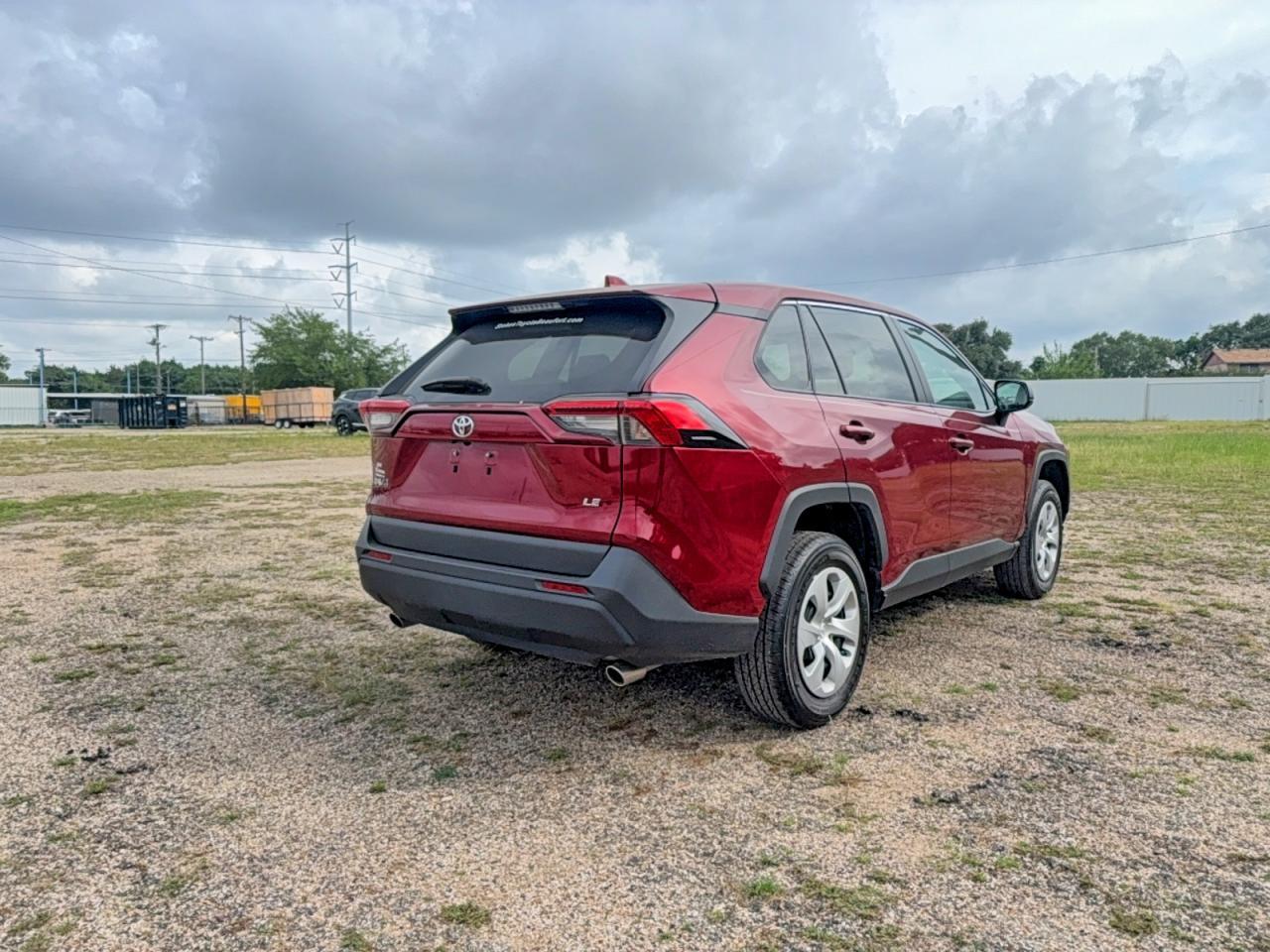 2024 Toyota Rav4 Le - Image 4