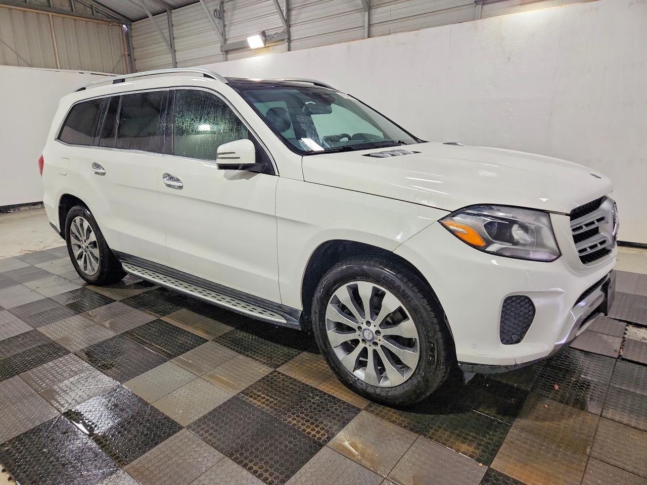 2017 Mercedes-Benz Gls 450 4Matic - Image 4