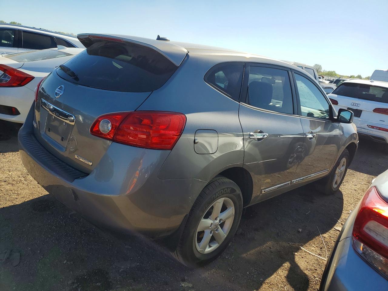 2013 Nissan Rogue S - Image 3